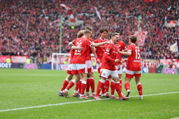 15.03.2026, xrekx, Fussball 2.Bundesliga, 1.FC Kaiserslautern - Karlsruher SC v.l. Torjubel nach dem Tor zum celebrating the goal celebrate 1:0 durch Semih Sahin (1.FC Kaiserslautern) mit Marlon Ritter (1.FC Kaiserslautern) (DFL DFB REGULATIONS PROHIBIT ANY USE OF PHOTOGRAPHS as IMAGE SEQUENCES and or QUASI-VIDEO) Kaiserslautern