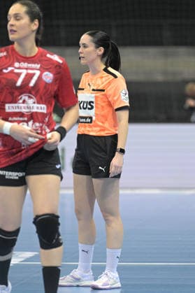 Schiedsrichterin Rosana Sug aus dem DHB Elite-Anschluss Kader Thueringer HC vs. HSG Blomberg-Lippe, Handball, Frauen, DHB Pokal Haushahn Final 4, Finale, Saison 2025 2026, 15.03.2026 Thueringer HC vs. HSG Blomberg-Lippe, Handball, Frauen, DHB Pokal Haushahn Final 4, Finale, Saison 2025 2026, 15.03.2026 Stuttgart Copyright: xEibner-Pressefoto TobiasxBaurx EP_TBR