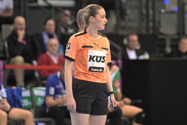 Schiedsrichterin Sophia Janz aus dem DHB Elite-Anschluss Kader Thueringer HC vs. HSG Blomberg-Lippe, Handball, Frauen, DHB Pokal Haushahn Final 4, Finale, Saison 2025 2026, 15.03.2026 Thueringer HC vs. HSG Blomberg-Lippe, Handball, Frauen, DHB Pokal Haushahn Final 4, Finale, Saison 2025 2026, 15.03.2026 Stuttgart Copyright: xEibner-Pressefoto TobiasxBaurx EP_TBR