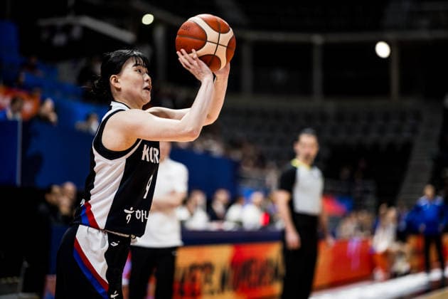 LYON-VILLEURBANNE, FRANCE - MARCH 15: Sohee Lee (Republic of Korea, 9) shoots the ball during the FIBA Women™s World Cup Qualifying Tournament match between Philippines (PHI) vs. Republic of Korea (KOR) at Astroballe on matchday 4 of the FIBA Women™s World Cup Qualifying Tournament on March 15, 2026 in Lyon-Villeurbanne, France. France Copyright: xSteffiexWunderlx