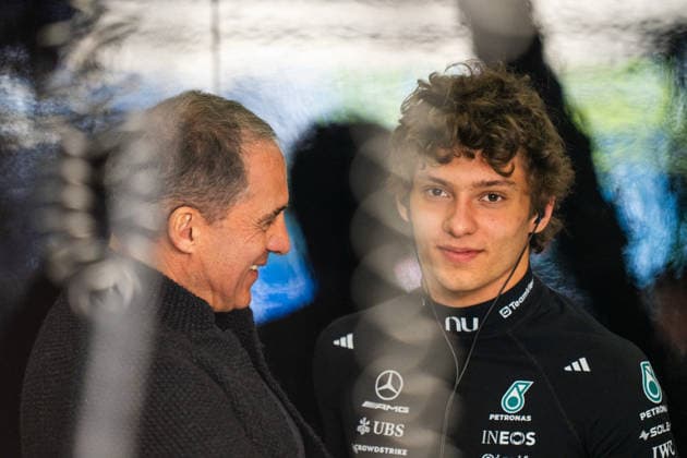 Shanghai Formula 1 Chinese Grand Prix - Paddock ANDREA KIMI ANTONELLI (ITA) of Mercedes-AMG PETRONAS Formula One Team 12 before the race with his dad on Sunday during the 2026 Formula 1 Heineken Chinese Grand Prix at the Shanghai Audi International Circuit on March 15, 2026. Photo by Antoine Lapeyre ABACAPRESS.COM Shanghai China  Copyright: xLapeyrexAntoine ABACAx