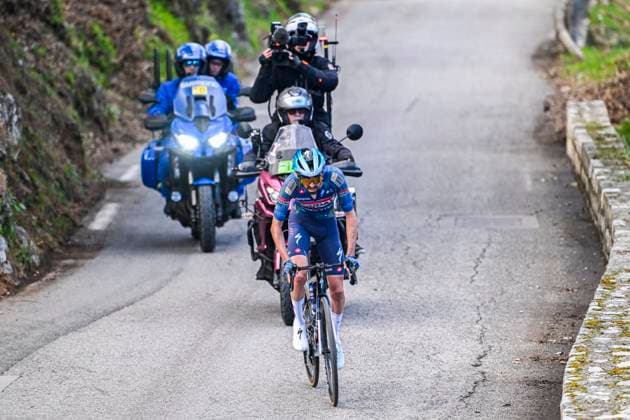 Paris Nice 2026 Stage 8 NICE, FRANCE - MARCH 15 : Paret-Peintre Valentin (FRA) of Soudal Quick-Step solo breakaway during stage 8 of the 84th edition of Paris - Nice an UCI World Tour 2.UWT cycling road race stage for Men Elite of 145 km with start in Nice and finish in Nice on March 15, 2026 in Nice, France, 15 03 2026 ( Motordriver Guy De Vuyst - Nice France  Copyright: xNicoxVereeckenx