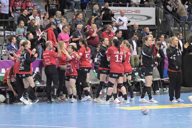 enttaeuscht enttaeuschung beim Thueringer HC nach der Niederlage im Spiel um Platz 3 Thueringer HC vs. HSG Blomberg-Lippe, Handball, Frauen, DHB Pokal Haushahn Final 4, Spiel um Platz 3, Saison 2025 2026, 15.03.2026 Thueringer HC vs. HSG Blomberg-Lippe, Handball, Frauen, DHB Pokal Haushahn Final 4, Spiel um Platz 3, Saison 2025 2026, 15.03.2026 Stuttgart Copyright: xEibner-Pressefoto TobiasxBaurx EP_TBR