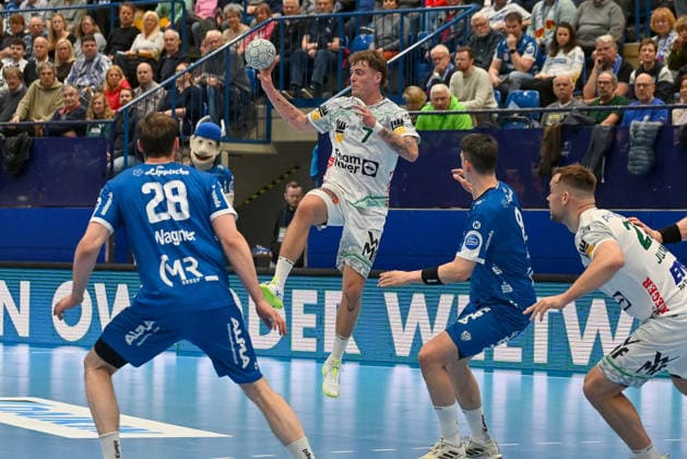Victor Kloeve (Frisch Auf Goeppingen, 07) am Ball in der Luft TBV Lemgo Lippe vs. Frisch Auf Goeppingen, Handball, 1. Bundesliga, 25. Spieltag, Saison 2025 2026, 15.03.2026, TBV Lemgo Lippe vs. Frisch Auf Goeppingen, Handball, 1. Bundesliga, 25. Spieltag, Saison 2025 2026, 15.03.2026 Lemgo Copyright: xEibner-Pressefoto RobertxGertzenx EP_RGN