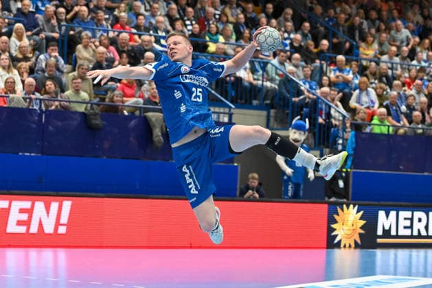 Nils Versteijnen (TBV Lemgo Lippe, 25) wirft TBV Lemgo Lippe vs. Frisch Auf Goeppingen, Handball, 1. Bundesliga, 25. Spieltag, Saison 2025 2026, 15.03.2026, TBV Lemgo Lippe vs. Frisch Auf Goeppingen, Handball, 1. Bundesliga, 25. Spieltag, Saison 2025 2026, 15.03.2026 Lemgo Copyright: xEibner-Pressefoto RobertxGertzenx EP_RGN