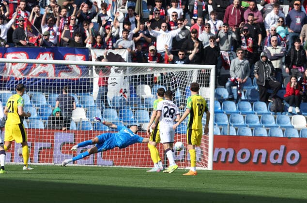 Bologna™s Thijs Dallinga goal during the Serie A soccer match between Sassuolo and Bologna at the Mapei Stadium Citta™ del Tricolore in Reggio Emilia - sunday, March 15, 2026. - Soccer .  Copyright: xGiannixSantandrea LaPressex