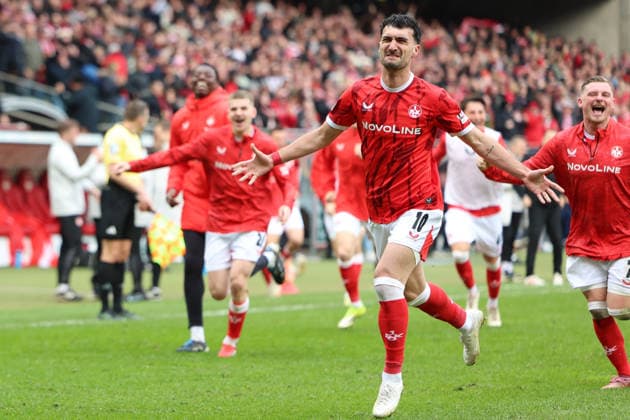 15.03.2026, xrekx, Fussball 2.Bundesliga, 1.FC Kaiserslautern - Karlsruher SC v.l. Torjubel nach dem Tor zum celebrating the goal celebrate 3:0 durch Mahir Emreli (1.FC Kaiserslautern) (DFL DFB REGULATIONS PROHIBIT ANY USE OF PHOTOGRAPHS as IMAGE SEQUENCES and or QUASI-VIDEO) Kaiserslautern