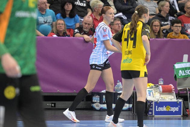 Jule Polsz (HSG Bensheim Auerbach, 71) HSG Bensheim Auerbach vs. BVB Borussia Dortmund Handball, Handball, Frauen, DHB Pokal Haushahn Final 4, Finale, Saison 2025 2026, 15.03.2026 HSG Bensheim Auerbach vs. BVB Borussia Dortmund Handball, Handball, Frauen, DHB Pokal Haushahn Final 4, Finale, Saison 2025 2026, 15.03.2026 Stuttgart Copyright: xEibner-Pressefoto TobiasxBaurx EP_TBR