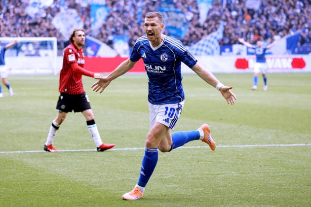 DZEKO Edin Team FC Schalke 04 2. Fussball Bundesliga Saison 2025 - 2026 Spiel FC Schalke 04 - Hannover 2 : 2 am 15. 03. 2026 in Gelsenkirchen DFL REGULATIONS PROHIBIT ANY USE OF PHOTOGRAPHS as IMAGE SEQUENCES and or QUASI-VIDEO