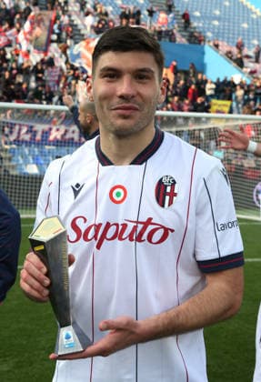 Bologna™s Nicolo Cambiaghi Panini player of the match during the Serie A soccer match between Sassuolo and Bologna at the Mapei Stadium Citta™ del Tricolore in Reggio Emilia - sunday, March 15, 2026. - Soccer .  Copyright: xGiannixSantandrea LaPressex