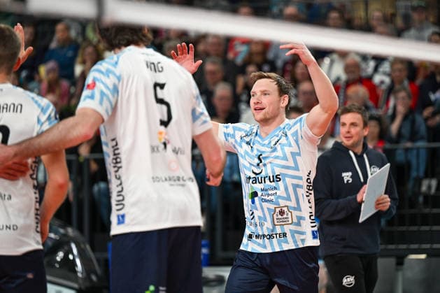 15.03.2026, xdobgx, Volleyball Volleyball Bundesliga VBL, SVG Lüneburg - ASV Dachau v.l. Levi Olson (ASV Dachau, 1) jubelt, Teamjubel, celebrates the point, celebration