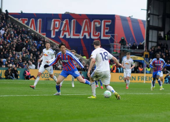 Football - 2025 2026 Premier League - Crystal Palace vs. Leeds United - Selhurst Park - Sunday 15th March 2026 Daichi Kamada of Crystal Palace 