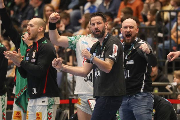 15.03.2026, xgox, Handball - Daikin HBL Bergischer HC - SC Magdeburg emspor, v.l. Bennet Wiegert (Magdeburg, Trainer) Jubel, Torjubel, jubelt ueber das Tor, celebrate the goal, celebration Duesseldorf