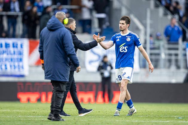 FOOTBALL : Racing Strasbourg (RCS) vs Paris FC - ligue 1 - Strasbourg - 15 03 26 DÃ ception des joueurs de l equipe de Racing Strasbourg apres leur match nule Joaquin Panichelli 9 (RCS)  Copyright: xelyxandroxcegarrax