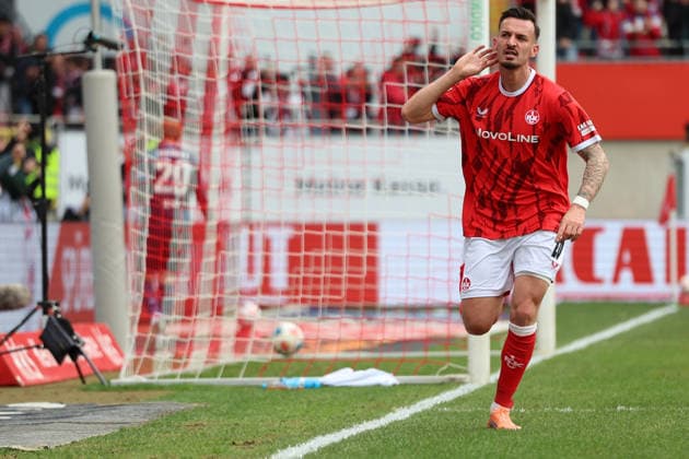 15.03.2026, xrekx, Fussball 2.Bundesliga, 1.FC Kaiserslautern - Karlsruher SC v.l. Torjubel nach dem Tor zum celebrating the goal celebrate 2:0 durch Mergim Berisha (1.FC Kaiserslautern) (DFL DFB REGULATIONS PROHIBIT ANY USE OF PHOTOGRAPHS as IMAGE SEQUENCES and or QUASI-VIDEO) Kaiserslautern