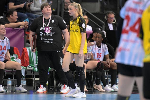 Maraike Kusian (BVB Borussia Dortmund Handball, 08) noch im Trikot bis Sommer von Borussia Dortmund bevor sie dann zu den TusSies Metzingen in das Pinke Trikot Wechselt HSG Bensheim Auerbach vs. BVB Borussia Dortmund Handball, Handball, Frauen, DHB Pokal Haushahn Final 4, Finale, Saison 2025 2026, 15.03.2026 HSG Bensheim Auerbach vs. BVB Borussia Dortmund Handball, Handball, Frauen, DHB Pokal Haushahn Final 4, Finale, Saison 2025 2026, 15.03.2026 Stuttgart Copyright: xEibner-Pressefoto TobiasxBaurx EP_TBR