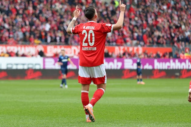 15.03.2026, xrekx, Fussball 2.Bundesliga, 1.FC Kaiserslautern - Karlsruher SC v.l. Torjubel nach dem Tor zum celebrating the goal celebrate 2:0 durch Mergim Berisha (1.FC Kaiserslautern) (DFL DFB REGULATIONS PROHIBIT ANY USE OF PHOTOGRAPHS as IMAGE SEQUENCES and or QUASI-VIDEO) Kaiserslautern