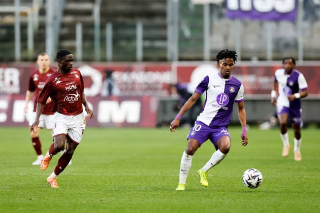 FC Metz v Toulouse FC - Ligue 1 McDonald s 2025 2026 39 Koffi-Franck KOUAO (fcm) - 10 Yann GBOHO (tfc) during the Ligue 1 McDonald s match between Metz and Toulouse at Stade Saint-Symphorien on March 15, 2026 in Metz, France. Metz France  Copyright: xFEPx 776348322