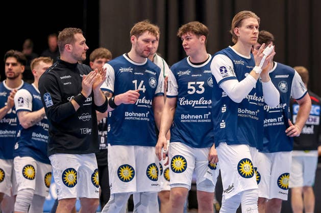 15.03.2026, Handball, HBL, Bergischer HC - SC Magdeburg, Mitsubishi Electric HALLE Düsseldorf: Enttäuschte Gesichter bei der BHC-Niederlage gegen Magdeburg. Gerdas Babarskas (BHC 14) Soeren Steinhaus (BHC 53) Kim Voss-Fels (BHC 21) enttäuscht Enttäuschung Nordrhein-Westfalen Deutschland