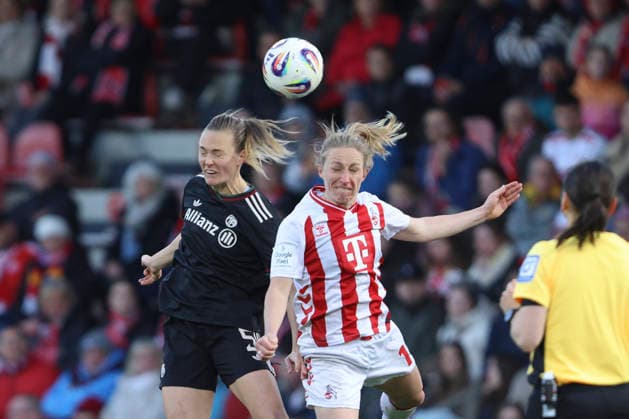 Magdalena Eriksson (FC Bayern München) und Pauline Bremer (1.FC Köln) im Zweikampf waehrend des Spiels der Frauen Bundesliga zwischen 1.FC Köln und Bayern München, Franz-Kremer-Stadion am 15. März in Köln, Deutschland. (Foto von Oliver Kaelke DeFodi Images) +++ Magdalena Eriksson (FC Bayern München) und Pauline Bremer (1.FC Köln) battle for the ball during the Woman Bundesliga match between 1.FC Köln and Bayern München at Franz-Kremer-Stadion on March 15, 2026 in Cologne, Germany. (Photo by Oliver Kaelke DeFodi Images) DFL regulations prohibit any use of photographs as image sequences and or quasi-video. (Photo by Oliver Kaelke DeFodi Images) -