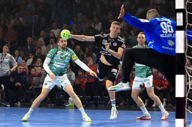 DEU, DHB, 1.HBL, Fuechse Berlin vs.Erlangen, 15.03.2026, Max-Schmeling-Halle, Berlin, DEU, DHB, 1.HBL, Fuechse Berlin vs.Erlangen, im Bild Nejc Cehte (Fuechse Berlin 22), Mathias Gidsel (Fuechse Berlin 19), Dejan Milosavljev (Fuechse Berlin 96), Sander Overjordet (Erlangen 8)