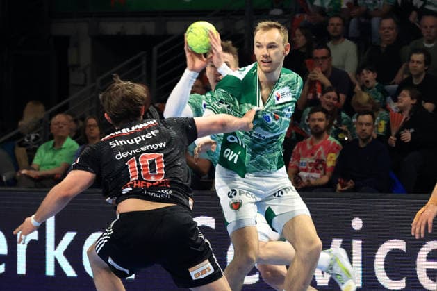 DEU, DHB, 1.HBL, Fuechse Berlin vs.Erlangen, 15.03.2026, Max-Schmeling-Halle, Berlin, DEU, DHB, 1.HBL, Fuechse Berlin vs.Erlangen, im Bild Mathias Gidsel (Fuechse Berlin 19), Lasse Andersson (Fuechse Berlin 11), Florian Scheerer (Erlangen 10)