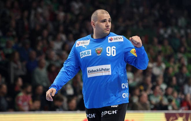 Torwart Dejan Milosavljev jubelt nach Parade Freude Emotion Jubel Handball HBL Bundesliga Herren 25. Spieltag Saison 2025 2026 15.03.2026 Füchse Berlin vs. HC Erlangen HCE
