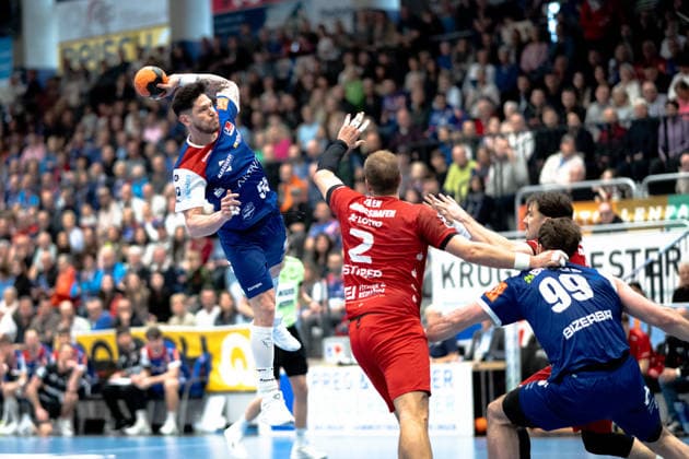 Csaba Leimeter (HBW Balingen Weilstetten, 55) beim Wurf HBW Balingen Weilstetten vs. Eulen Ludwigshafen, Handball, 2. Bundesliga, 24. Spieltag, Saison 2025 2026, 15.03.2026 Eibner-Pressefoto Andreas Ulmer HBW Balingen Weilstetten vs. Eulen Ludwigshafen, Handball, 2. Bundesliga, 24. Spieltag, Saison 2025 2026, 15.03.2026 Balingen Copyright: xEibner-Pressefoto AndreasxUlmerx EP_AUR