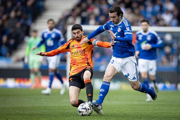 FOOTBALL : Racing Strasbourg (RCS) vs Paris FC - ligue 1 - Strasbourg - 15 03 26 Ben Chilwell 3 (RCS) et Pierre Lees-Melou 33  Copyright: xelyxandroxcegarrax