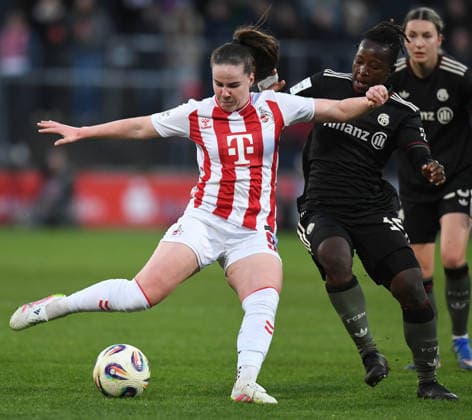 15.03.2026, xophax, Fussball ; Frauen Bundesliga Google Pixel Frauen - Bundesliga 25 26. Bernadette Amani ( Bayern München ), rechts und Adriana Achcinska , links ( 1.FC Köln ) (DFL DFB REGULATIONS PROHIBIT ANY USE OF PHOTOGRAPHS as IMAGE SEQUENCES and or QUASI-VIDEO) Koeln