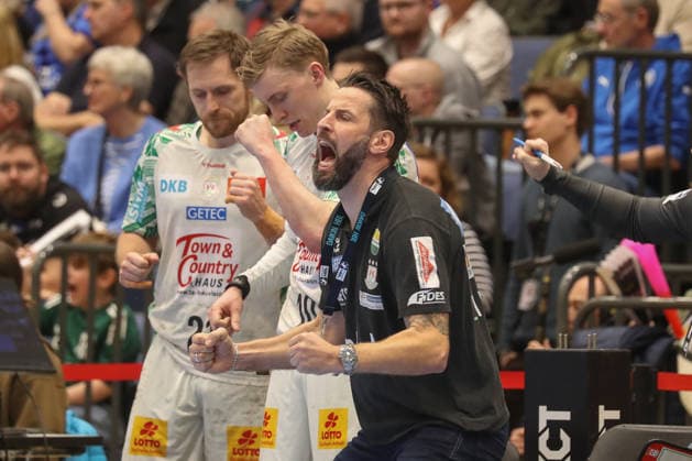 15.03.2026, xgox, Handball - Daikin HBL Bergischer HC - SC Magdeburg emspor, v.l. Bennet Wiegert (Magdeburg, Trainer) Jubel, Torjubel, jubelt ueber das Tor, celebrate the goal, celebration Duesseldorf