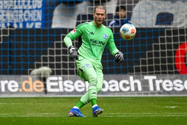 Loris Karius (Schalke 1) Aktion . Einzelbild . Freisteller . 15.03.2026 ¢ Fussball ¢ FC Schalke 04 vs Hannover 96, Veltins-Arena, Gelsenkirchen, DFB DFL REGULATIONS PROHIBIT ANY USE OF PHOTOGRAPHS AS IMAGE SEQUENCES AND OR QUASI-VIDEO