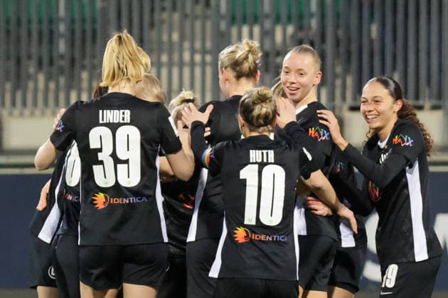 15.03.2026, xgrfx, Fussball Google Pixel Frauen-Bundesliga, VfL Wolfsburg - Bayer Leverkusen v.l. Tor, Janou Levels (VfL Wolfsburg) (DFL DFB REGULATIONS PROHIBIT ANY USE OF PHOTOGRAPHS as IMAGE SEQUENCES and or QUASI-VIDEO) Wolfsburg