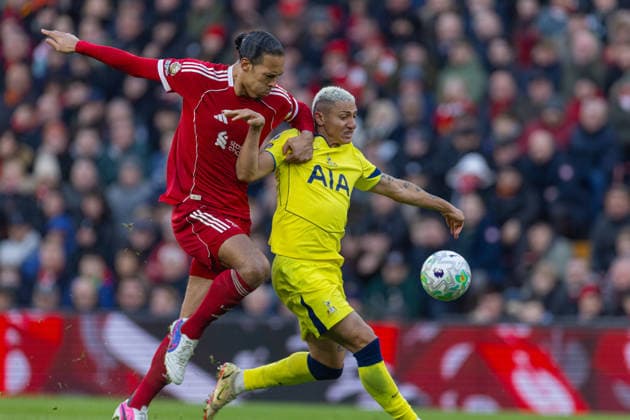 Football - FA Premier League - Liverpool FC v Tottenham Hotspur FC LIVERPOOL, ENGLAND - Sunday, March 15, 2026: Liverpool s captain Virgil van Dijk challenges Tottenham Hotspur s Richarlison de Andrade (R) during the FA Premier League match between Liverpool FC and Tottenham Hotspur FC at Anfield. (Photo by David Rawcliffe Propaganda) LIVERPOOL Anfield MERSEYSIDE ENGLAND  Copyright: xDavidxRawcliffex P2026-03-15-Liverpool_Tottenham-86