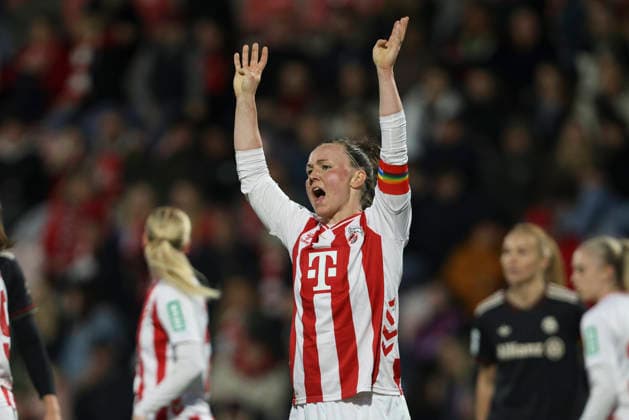 Marina Hegering (1.FC Köln) gestikuliert, Gestik waehrend des Spiels der Frauen Bundesliga zwischen 1.FC Köln und Bayern München, Franz-Kremer-Stadion am 15. März in Köln, Deutschland. (Foto von Oliver Kaelke DeFodi Images) +++ Marina Hegering (1.FC Köln) gestures during the Woman Bundesliga match between 1.FC Köln and Bayern München at Franz-Kremer-Stadion on March 15, 2026 in Cologne, Germany. (Photo by Oliver Kaelke DeFodi Images) DFL regulations prohibit any use of photographs as image sequences and or quasi-video. (Photo by Oliver Kaelke DeFodi Images) -