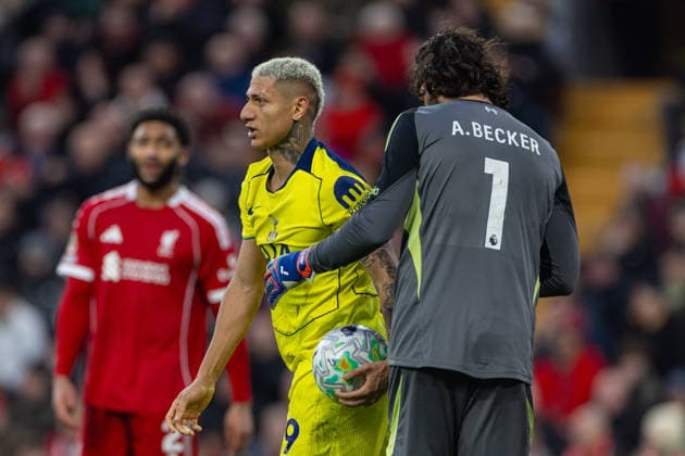 Football - FA Premier League - Liverpool FC v Tottenham Hotspur FC LIVERPOOL, ENGLAND - Sunday, March 15, 2026: Liverpool s goalkeeper Alisson Becker tries to get the ball off Tottenham Hotspur s Richarlison de Andrade (L) during the FA Premier League match between Liverpool FC and Tottenham Hotspur FC at Anfield. (Photo by David Rawcliffe Propaganda) LIVERPOOL Anfield MERSEYSIDE ENGLAND  Copyright: xDavidxRawcliffex P2026-03-15-Liverpool_Tottenham-107