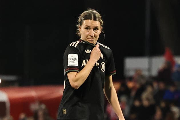Deutschland: Google Pixel Frauen-Bundesliga 2025 2026 16. Spieltag, 1. FC Köln vs. FC Bayern München Sonntag, 15.03.2026 Franz-Kremer-Stadion, Nordrhein-Westfalen Barbara Dunst (FC Bayern München Frauen, 28) Copyright: xSümeyyexAkcöltekinx