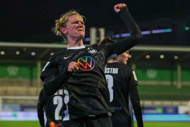 Wolfsburg, Deutschland: 15. März 2026 - 20. Spieltag - 1. Frauenbundesliga - VfL Wolfsburg Frauen vs. Bayer Leverkusen 04 Frauen Im Bild: Torschützin Alexandra Popp (VfL) macht das Tor zum 2:0 für Wolfsburg und jubelt Copyright: HMBxMedia MadeleinexFantini