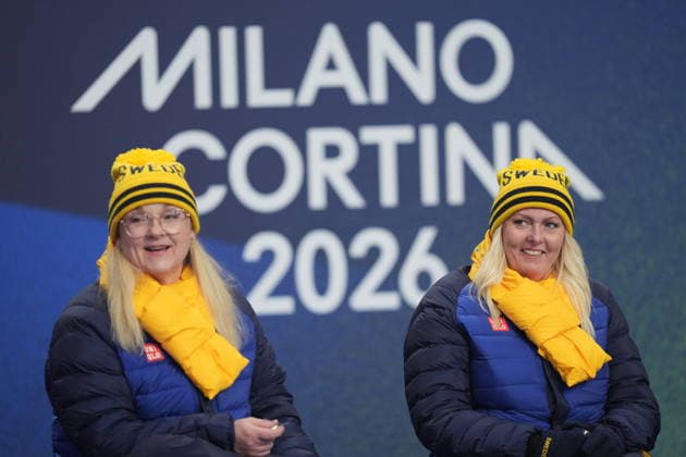 CORTINA, ITALIEN 20260315 Sabina Johansson och Kristina Ulander inför söndagens avslutningsceremoni för Paralympics, i Cortina curling stadium. *** Bilden ingar i SPORTPAKET. För övriga BETALBILD *** CORTINA ITALIEN x9200x *** CORTINA, ITALY 20260315 Sabina Johansson and Kristina Ulander before Sundays closing ceremony of the Paralympics, in the Cortina curling stadium The picture is in the SPORT PACKAGE For others PAY PICTURE CORTINA ITALY x9200x  Copyright: xBjörnxLarssonxRosvall TTx PARALYMPICS 2026 AVSLUTNING