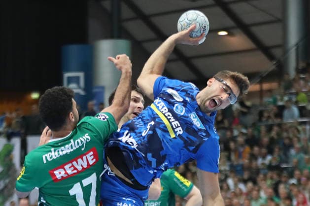 Handball DAIKIN HBL, SC DHfK Leipzig - TVB Stuttgart; 15.03.2026 Antonio Serradilla (5, TVB Stuttgart). Handball, DAIKIN HBL, 1. Bundesliga, Saison 2025 2026, 25. Spieltag: SC DHfK Leipzig vs. TVB Stuttgart am 15.03.2026 in der Quarterback Immobilien Arena Leipzig. Copyright: xBEAUTIFULxSPORTS JanxKaeferx