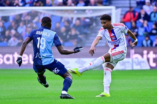 FOOTBALL : Le Havre vs Lyon - Ligue 1 - 15 03 2026 Vinicius Abner of Lyon and Lucas Gourna Douath of Le Havre during the Ligue 1 match between Havre AC and Olympique Lyonnais at Stade Oceane on March 15, 2026 in Le Havre, France. ( Photo by Federico Pestellini PsnewZ ) - Le HavreFrance  Copyright: xFedericoxPestellinix