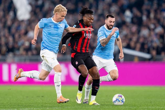SS Lazio v AC Milan - Serie A Enilive Rafael Leao of AC Milan is challenged by Mario Gila of SS Lazio and Oliver Provstgaard during the serie Serie A Enilive match between SS Lazio and AC Milan at Olimpico on March 15, 2026 in Rome, Italy Rome Stadio Olimpico Lazio Italy Copyright: xGiuseppexMaffiax 260315_SerieA_Lazio-Milan_05974