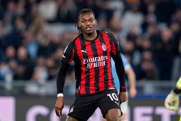 SS Lazio v AC Milan - Serie A Enilive Rafael Leao of AC Milan looks on during the serie Serie A Enilive match between SS Lazio and AC Milan at Olimpico on March 15, 2026 in Rome, Italy Rome Stadio Olimpico Lazio Italy Copyright: xGiuseppexMaffiax 260315_SerieA_Lazio-Milan_06045