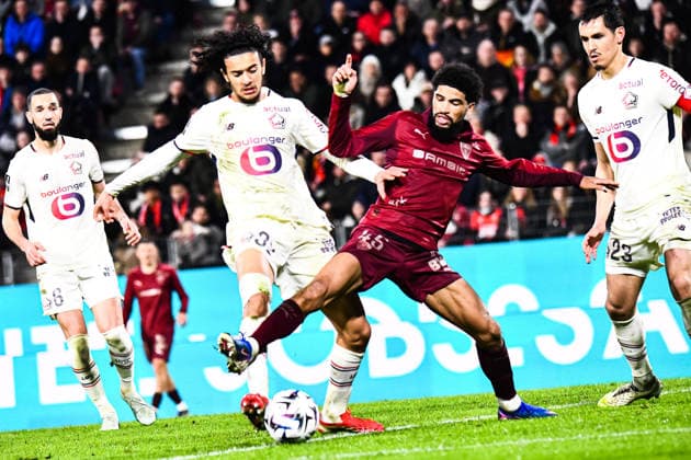 FOOTBALL : Stade Rennais vs Lille OSC - Ligue 1 - JournÃ e 26 - 15 03 2026 Ayyoub Bouaddi (Lille OSC) Mahdi Camara (Stade Rennais) RennesFrance  Copyright: xBaptistexAutissierx