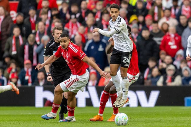 Nottingham Forest v Fulham, Premier League Nottingham Forest defender Murillo (5) and Fulham midfielder Joshua King (24) battles for possession during the Premier League match between Nottingham Forest and Fulham at the City Ground, Nottingham, UK on 15 March 2026. Nottingham City Ground Nottinghamshire UK Editorial use only DataCo restrictions apply See www.football-dataco.com , Copyright: xManjitxNarotrax PSI-23895-0101