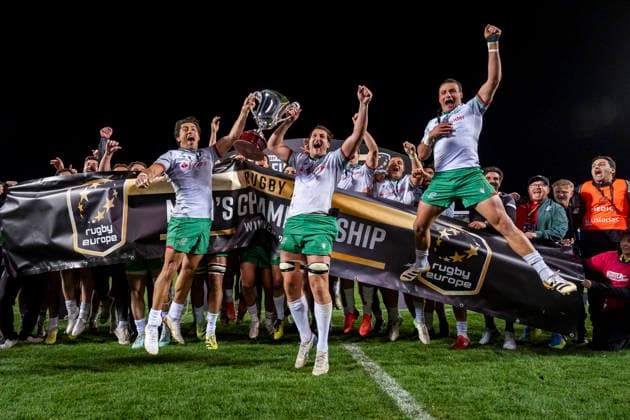 Rugby Europe Championship Finals 2026 Players of Portugal celebrate with the trophy the winning of the tournament at the end of the Men s Rugby Europe Championship 2026 Final match between Georgia and Portugal on March 15, 2026 at Estadio Ontime Butarque in Leganes, Spain. Leganes Estadio Ontime Butarque Madrid Spain Copyright: xAlbertoxGardinx AGardin_20260315_Rugby_European_Championship_Finals_4572