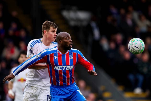 LONDON, ENGLAND - MARCH 15: Jaka Bijol of Leeds United and Jean Philippe Mateta of Crystal Palace focus on the ball during the Premier League match between Crystal Palace and Leeds United at Selhurst Park on March 15, 2026 in London, England.  Copyright: xRenexNijhuis MBxMediax