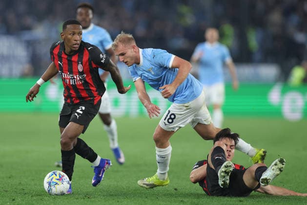 CALCIO - Serie A - SS Lazio vs AC Milan Rome, Italy - March 15, 2026: Pervis Estupinan (defender) of AC Milan, Gustav Isaksen (winger) of SS Lazio, Ardon Jashari (midfielder) of AC Milan seen in action during the Serie A Enilive 2025-2026 football match between S.S. Lazio vs A.C. Milan at Olympic Stadium. Rome Italy  Copyright: xIPAxSport ABACAx