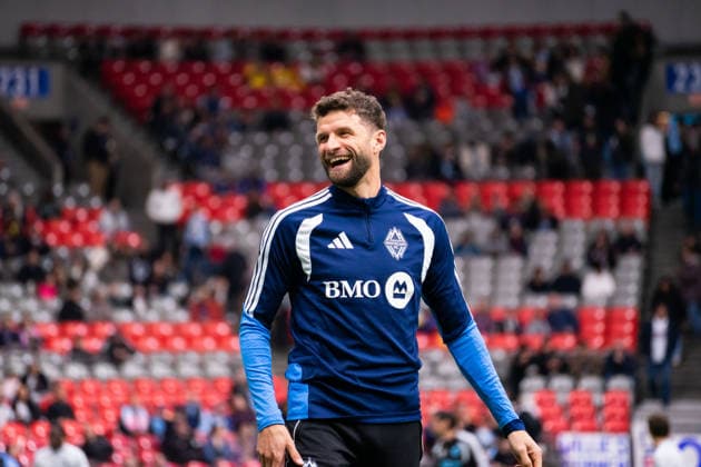 VANCOUVER, CANADA - MARCH 15: Thomas Muller of Vancouver Whitecaps FC laughs during warm ups before the Major League Soccer match between Vancouver Whitecaps FC and Minnesota United FC at BC Place Stadium on March 15, 2026 in Vancouver, British Columbia, Canada.  Copyright: xAmyxElle SPPx Sportspressphoto_SPR111424