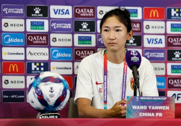 (260316) -- PERTH, March 16, 2026 -- Wang Yanwen, player of China, reacts during Team China s press conference, PK, Pressekonferenz of Women s Asian Cup at Perth Stadium in Perth, Australia, March 16, 2026. (Photo by Xinhua) (SP)AUSTRALIA-PERTH-FOOTBALL-WOMEN S ASIAN CUP-CHINA-PRESS CONFERENCE ZhouxDan 
